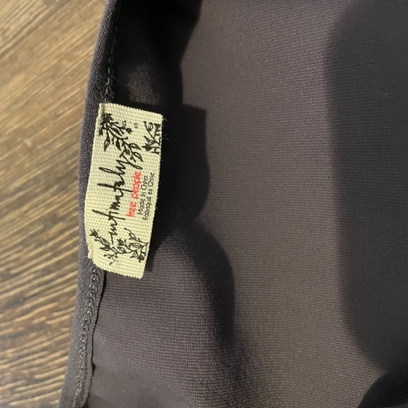 Basique Bodysuit - Picture 3 of 3